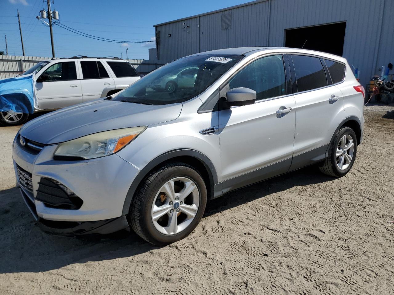 FORD ESCAPE SE