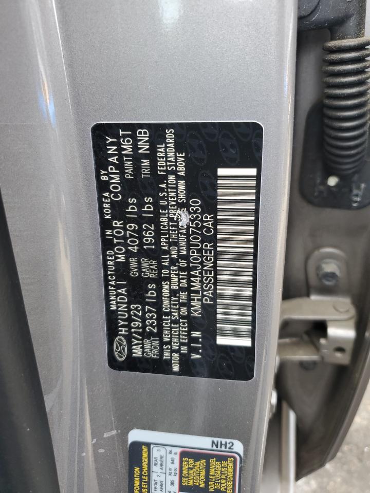 HYUNDAI ELANTRA BLUE