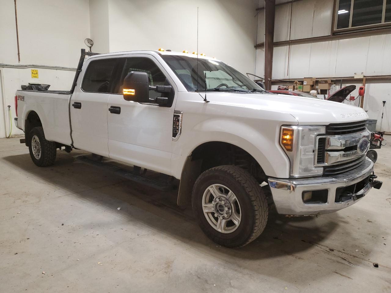 FORD F-350 SUPER DUTY