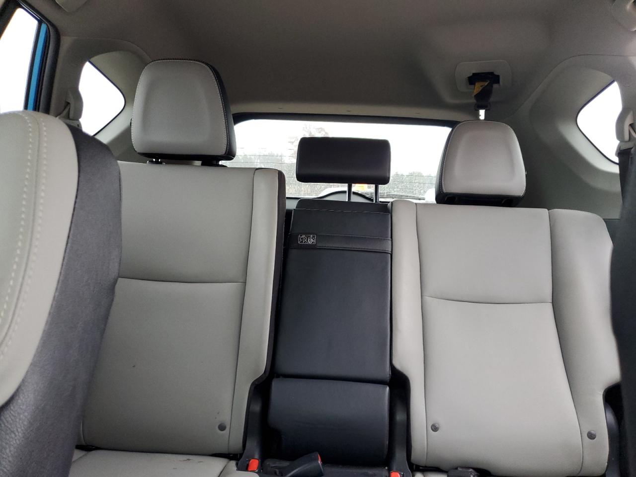 Lot #3311690265 2017 TOYOTA RAV4 HV LI