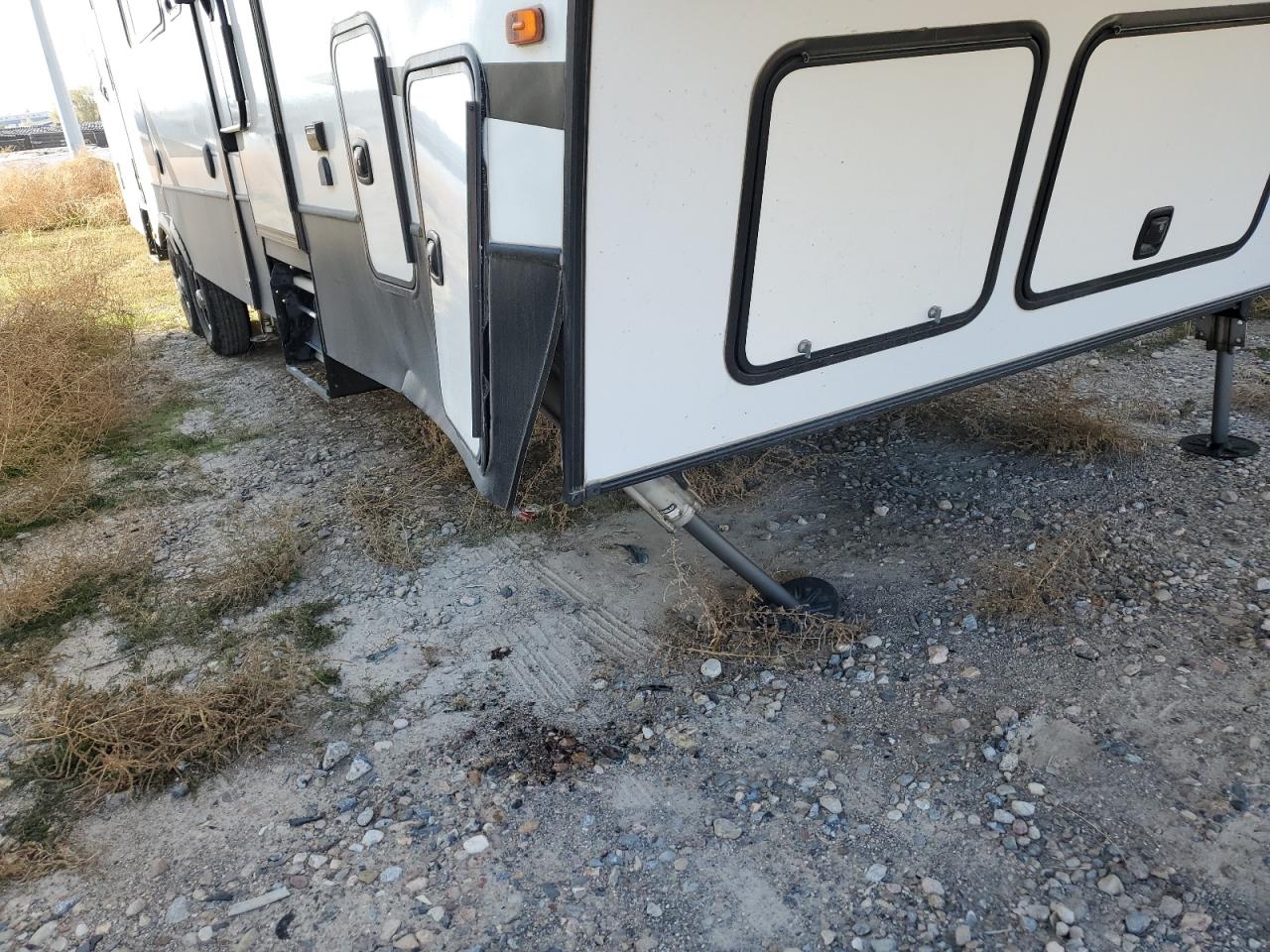 Lot #3290471804 2021 QHJ4 5TH WHEEL