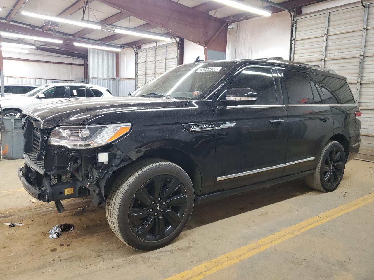 LINCOLN NAVIGATOR RESERVE