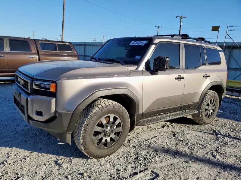 Global Auto Auctions: 2025 TOYOTA LAND CRUIS