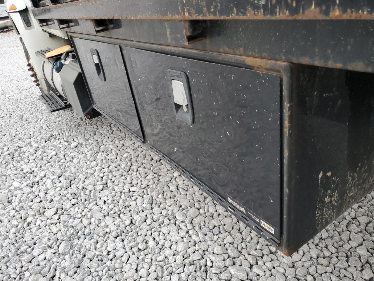 Lot #3303643936 2015 INTERNATIONAL 4300