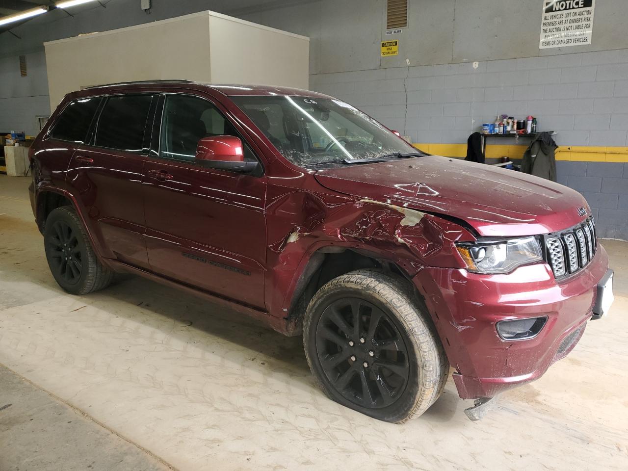 JEEP GRAND CHEROKEE LAREDO