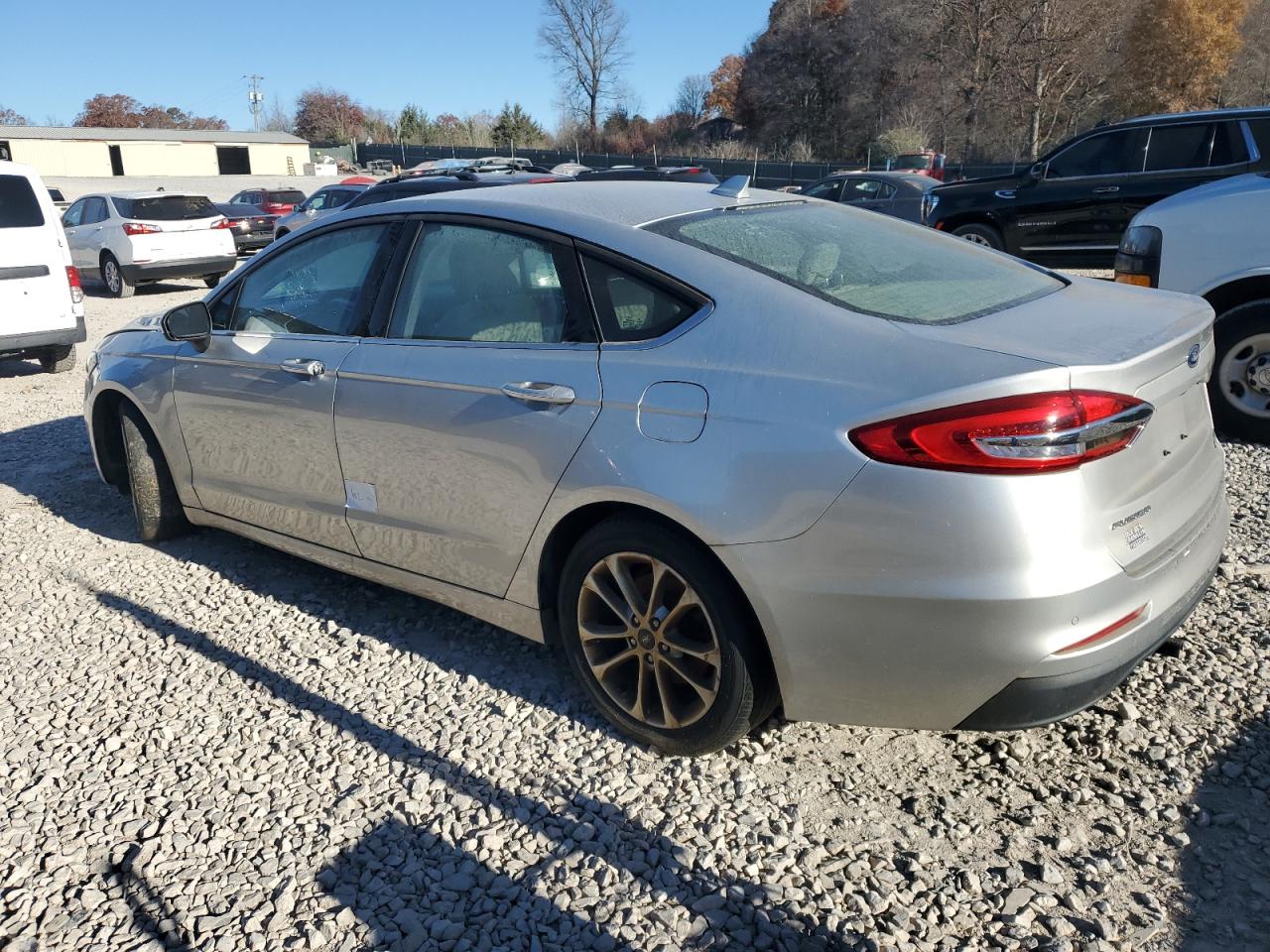 Lot #3301663630 2019 FORD FUSION SE