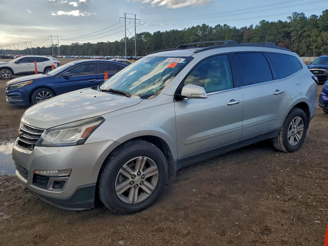 CHEVROLET TRAVERSE LT