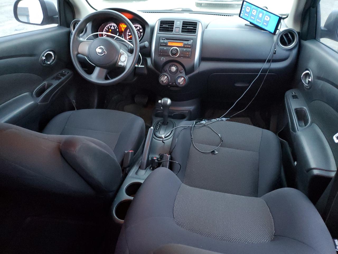 NISSAN VERSA S