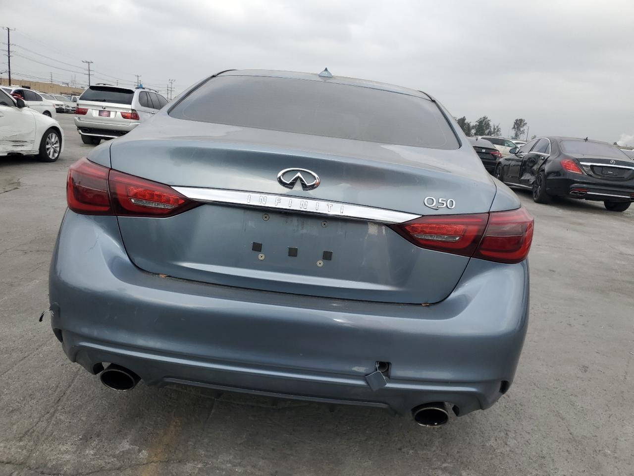 INFINITI Q50 LUXE