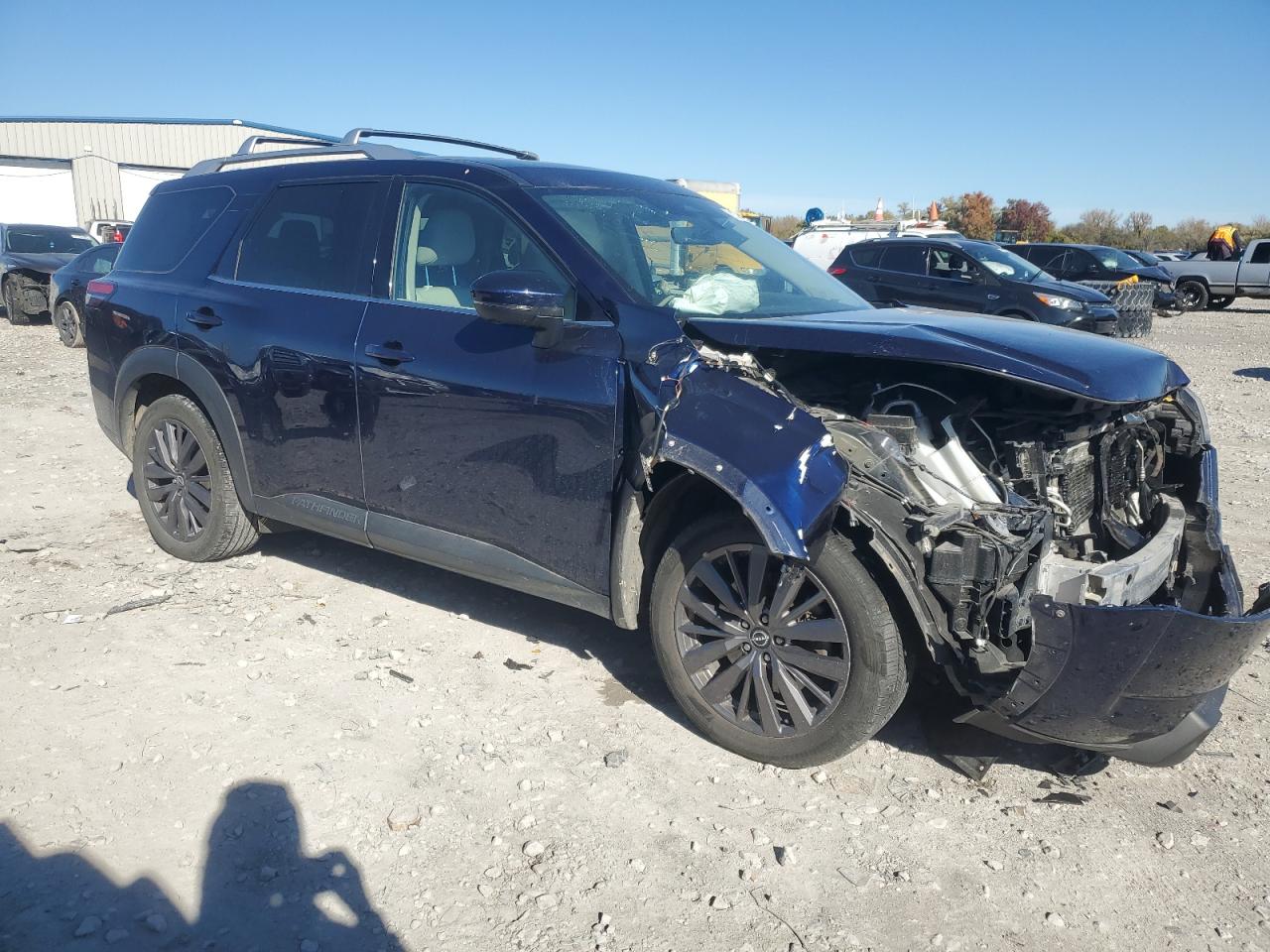 NISSAN PATHFINDER SL