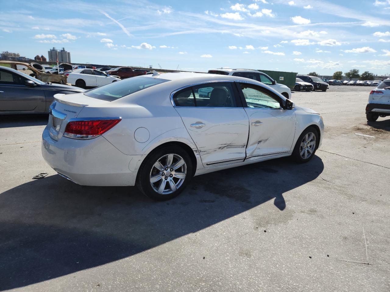 BUICK LACROSSE PREMIUM