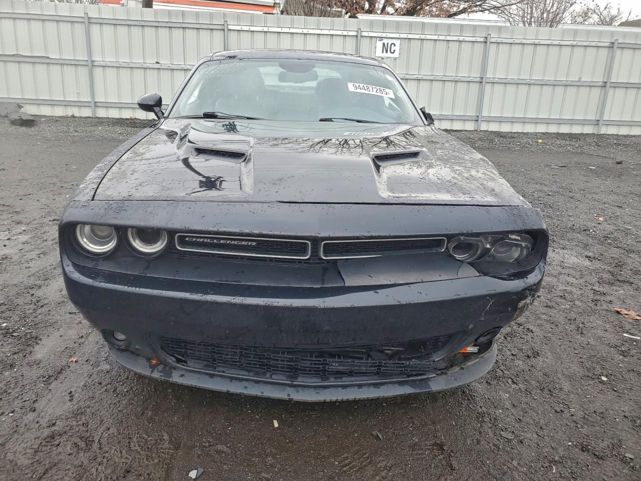 DODGE CHALLENGER SXT