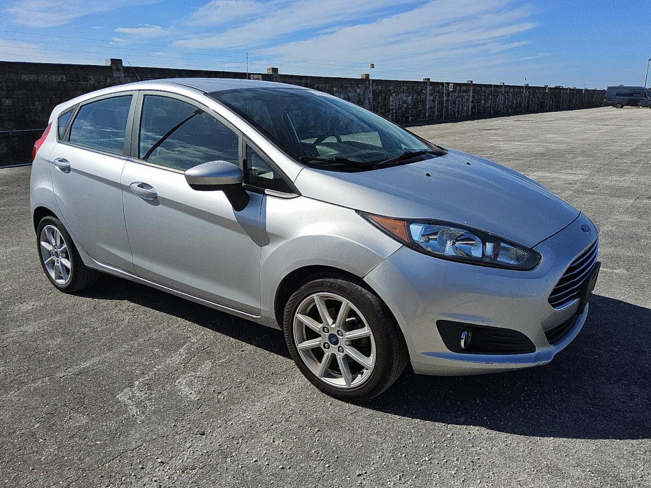 FORD FIESTA SE