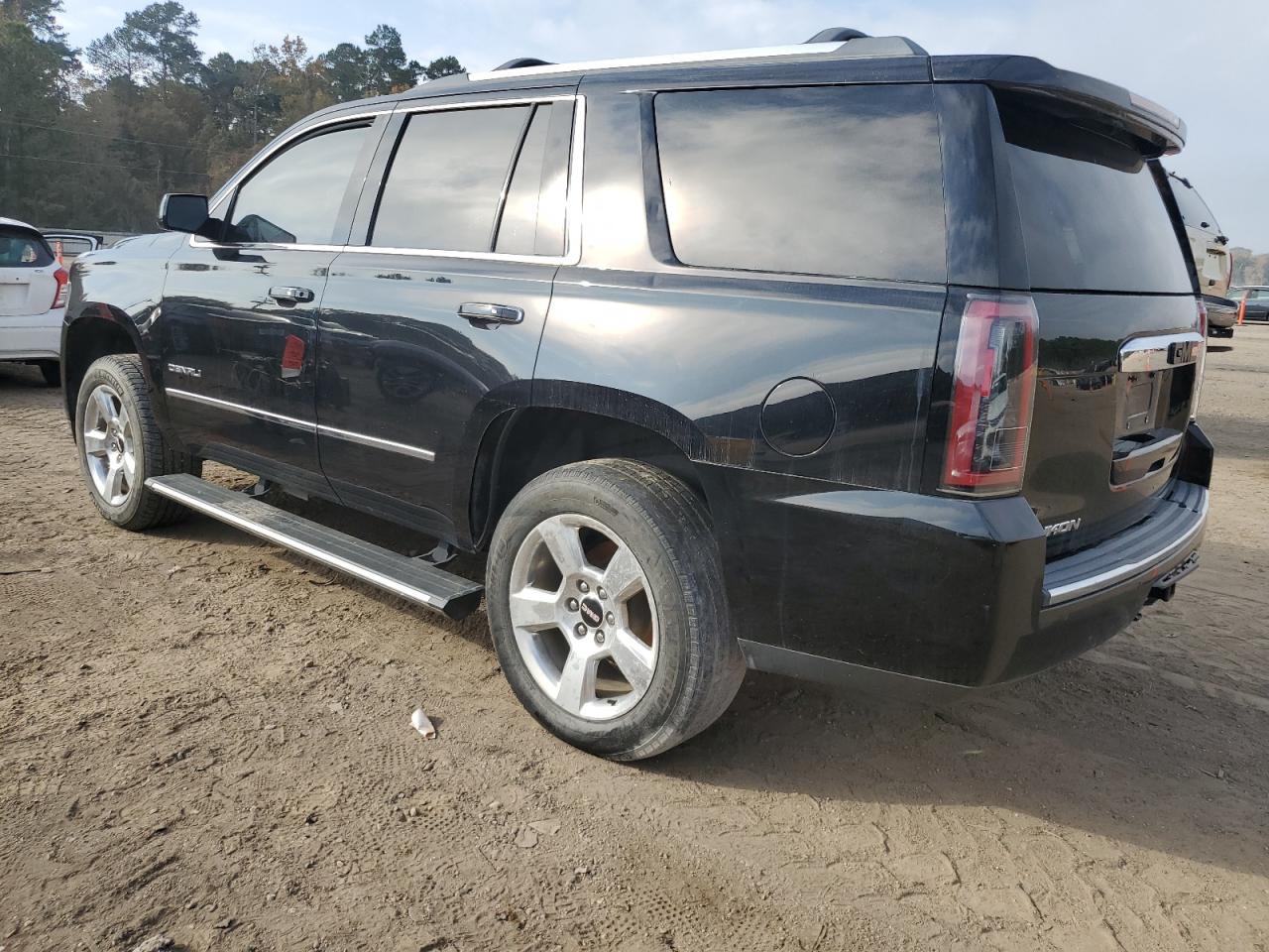GMC YUKON DENALI