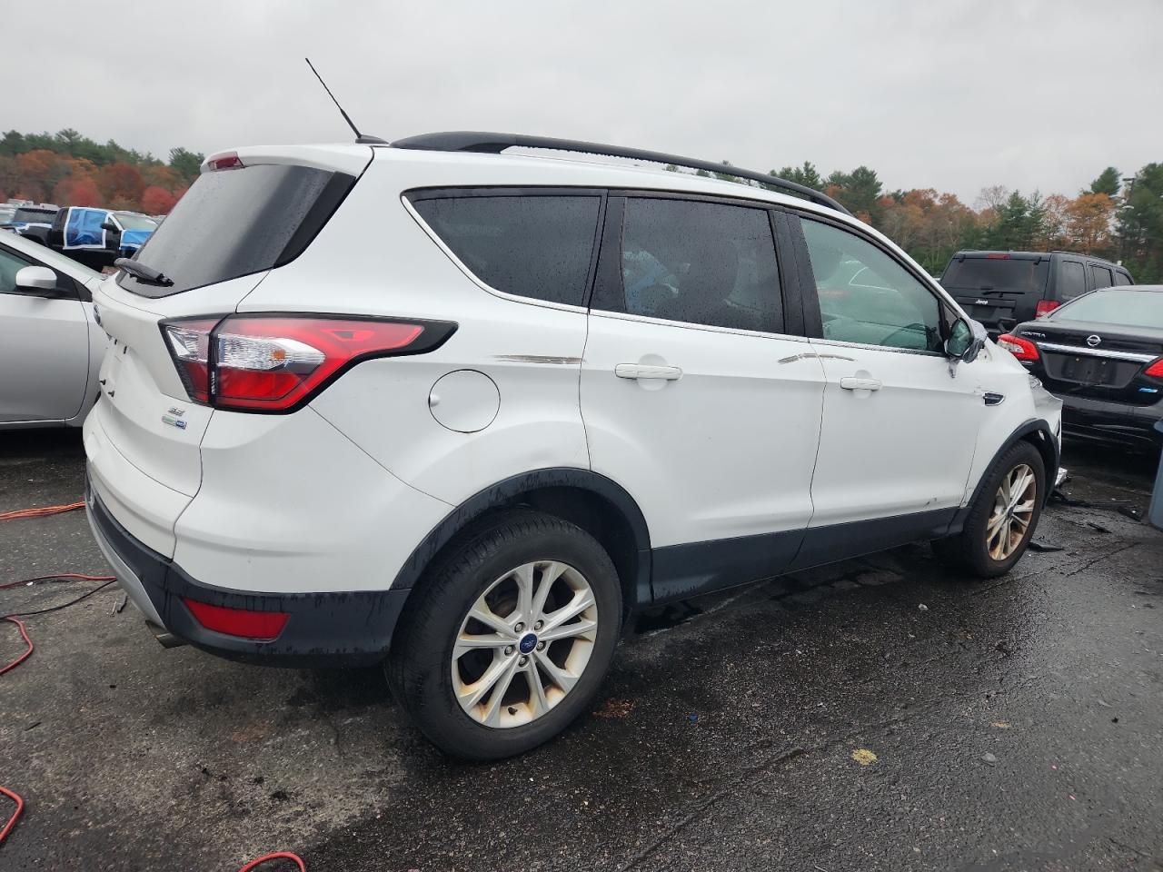 FORD ESCAPE SE