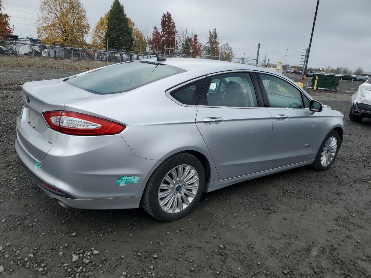FORD FUSION SE PHEV