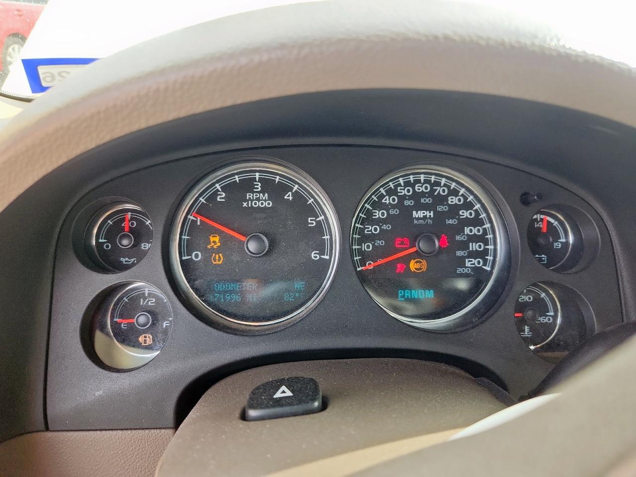 CHEVROLET TAHOE C1500 LTZ