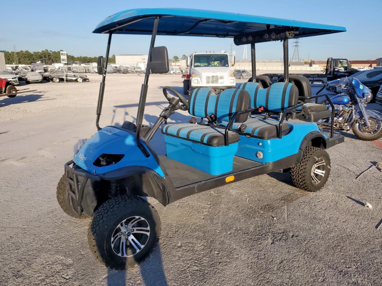 Lot #3290183211 2022 ICON ICON