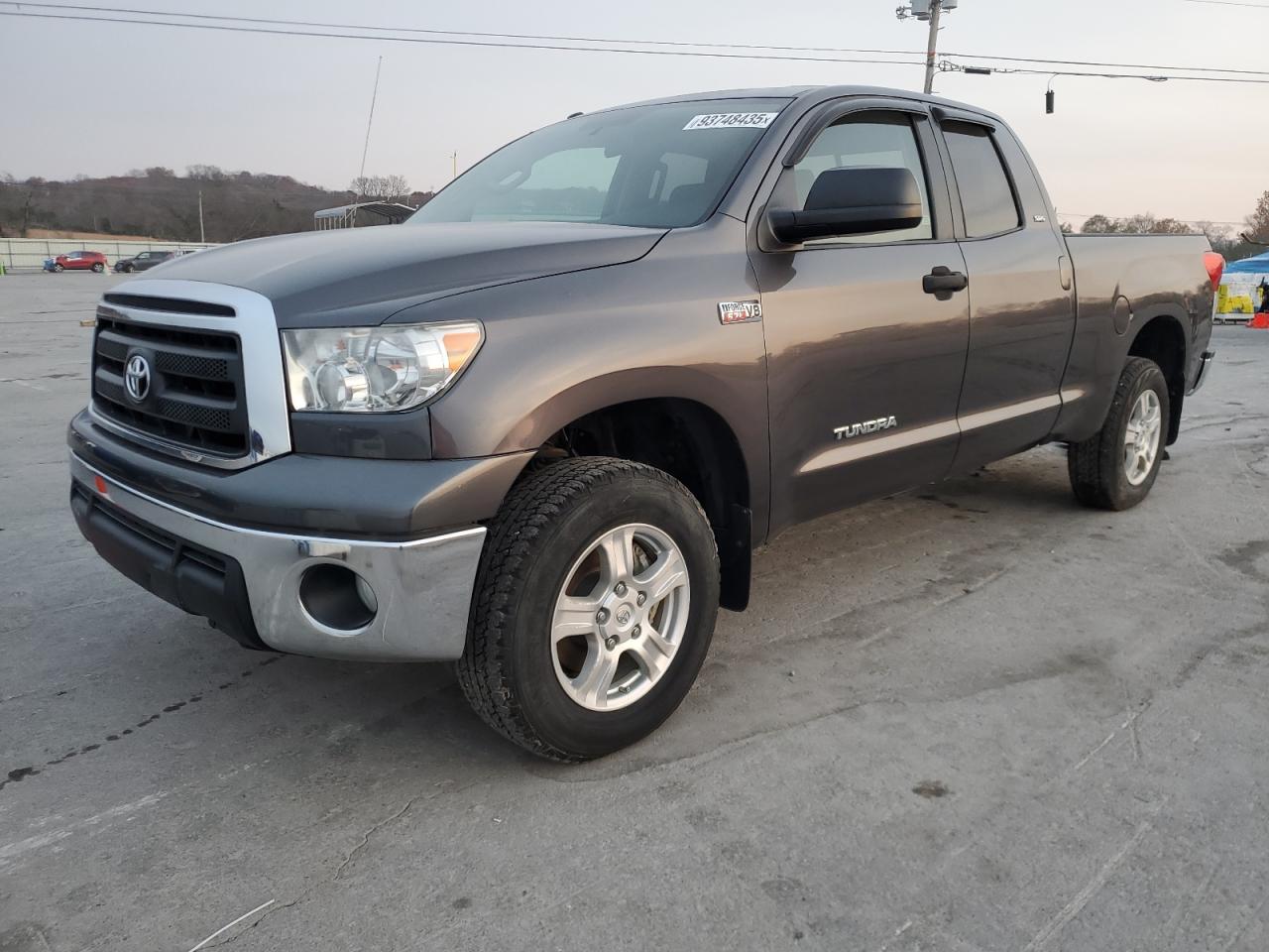 TOYOTA TUNDRA DOUBLE CAB SR5