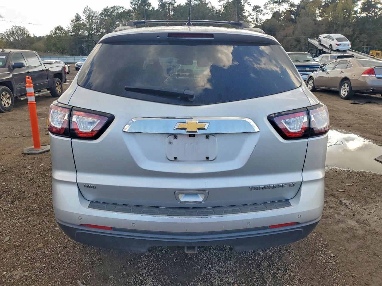 CHEVROLET TRAVERSE LT