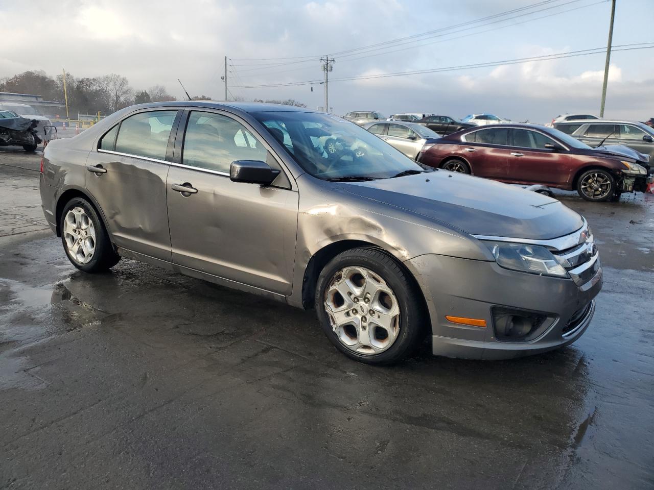 FORD FUSION SE