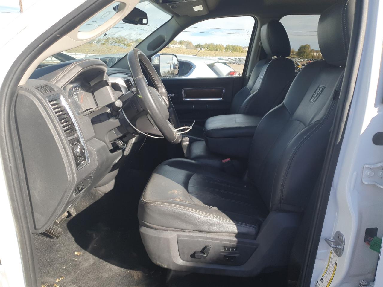 DODGE RAM 3500 LARAMIE