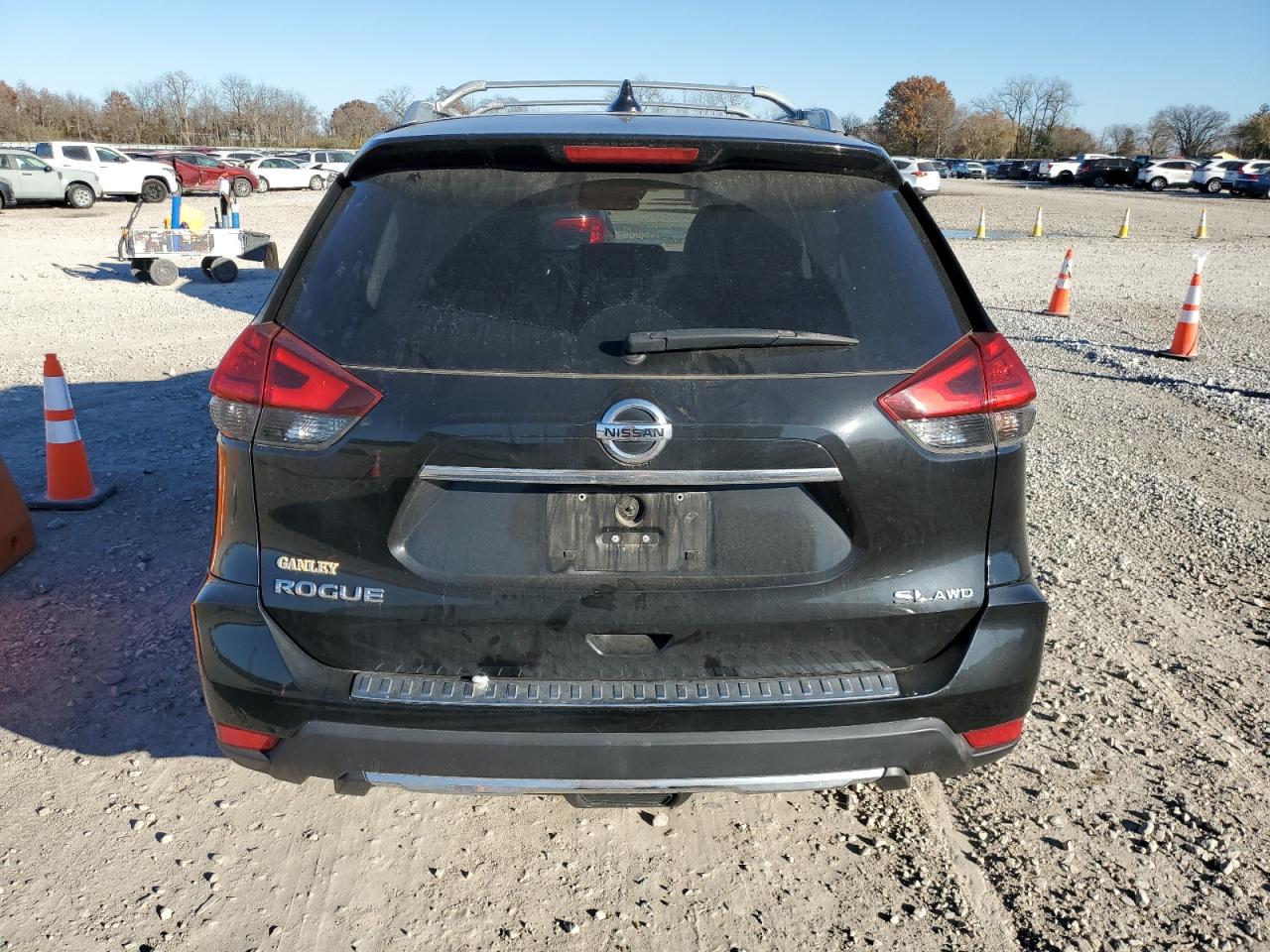 NISSAN ROGUE S