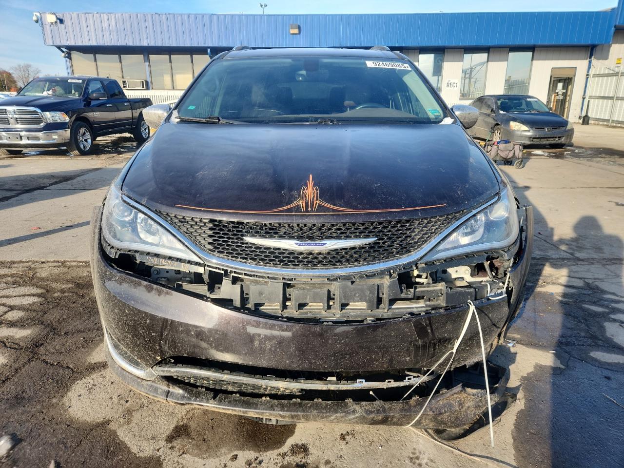 CHRYSLER PACIFICA LIMITED