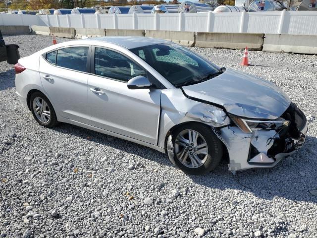 2019 HYUNDAI ELANTRA SE - KMHD84LF9KU753129