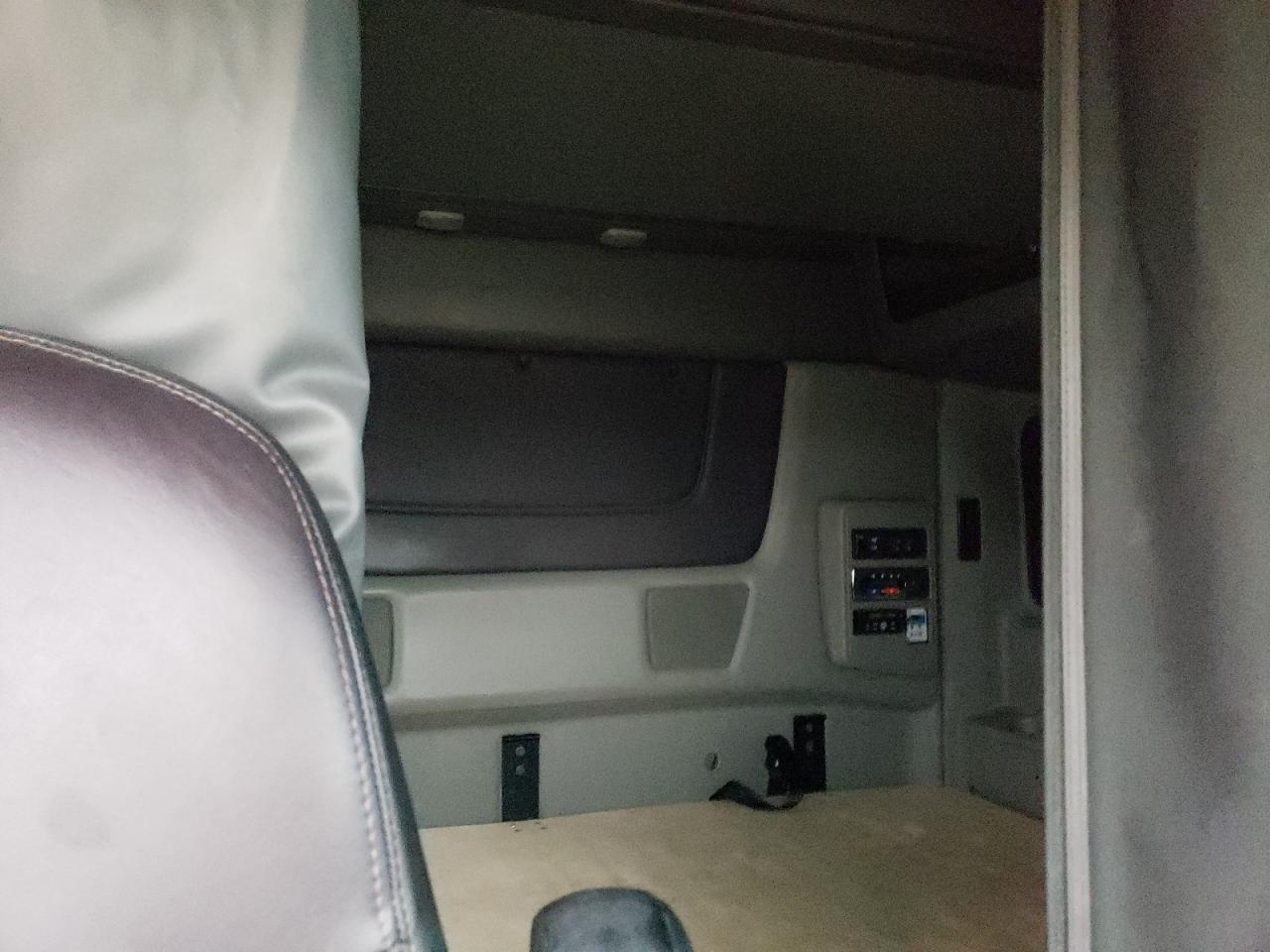 Lot #3290237221 2020 INTERNATIONAL LT625