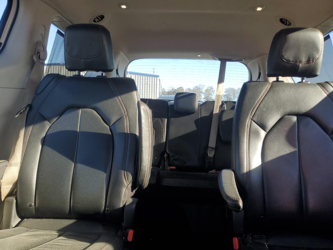 CHRYSLER PACIFICA TOURING L