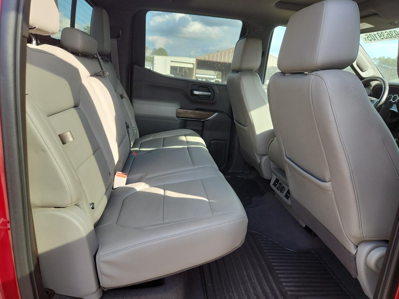 CHEVROLET SILVERADO C1500 LT