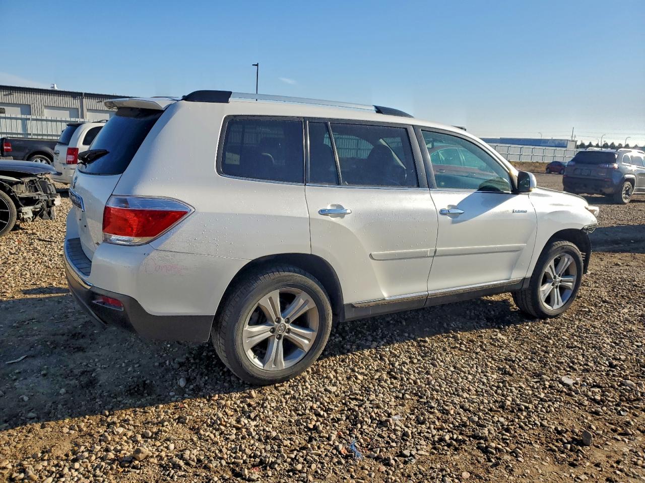 TOYOTA HIGHLANDER LIMITED