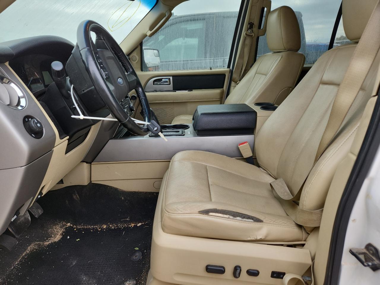 FORD EXPEDITION EL XLT