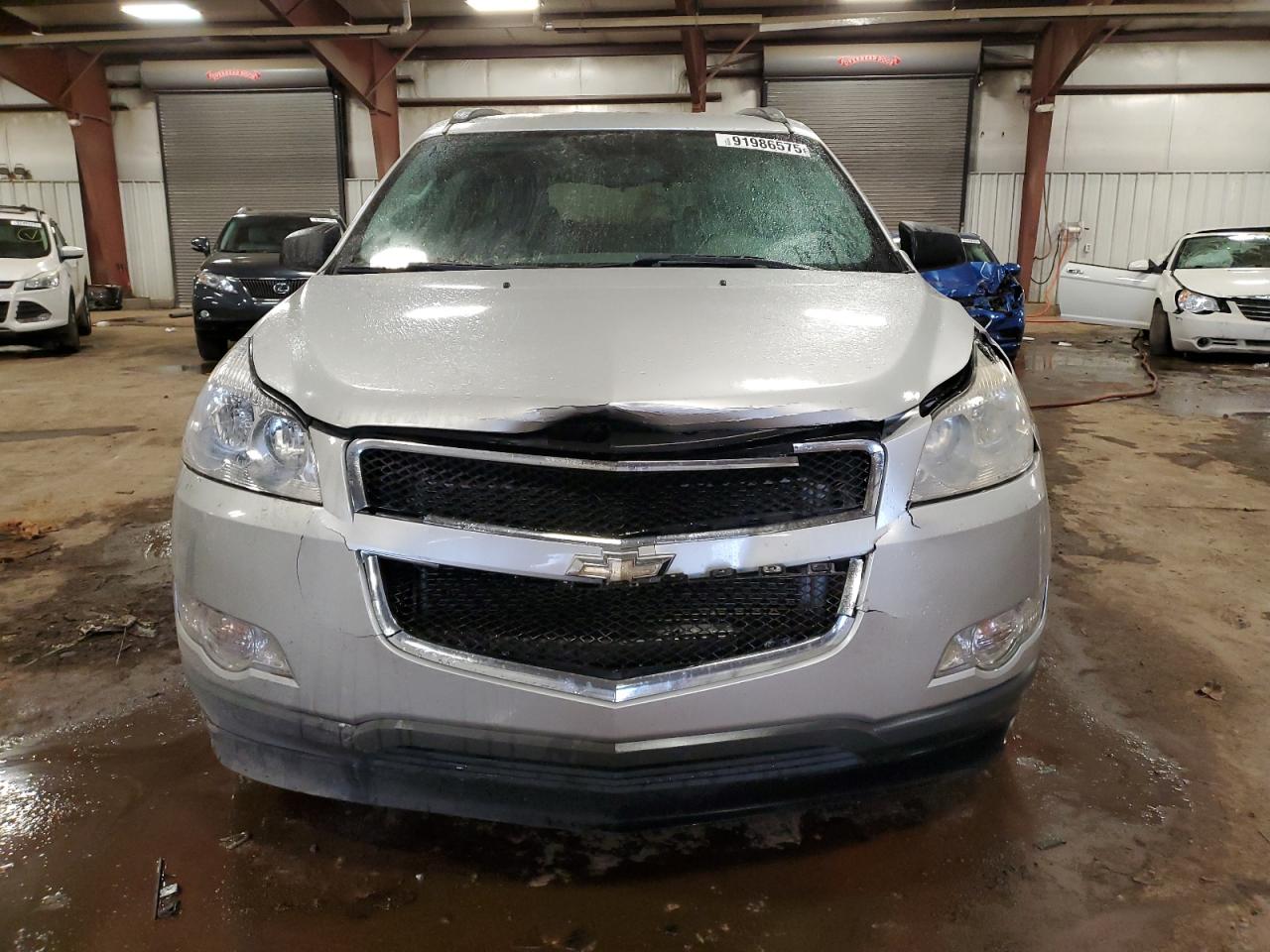 CHEVROLET TRAVERSE LS