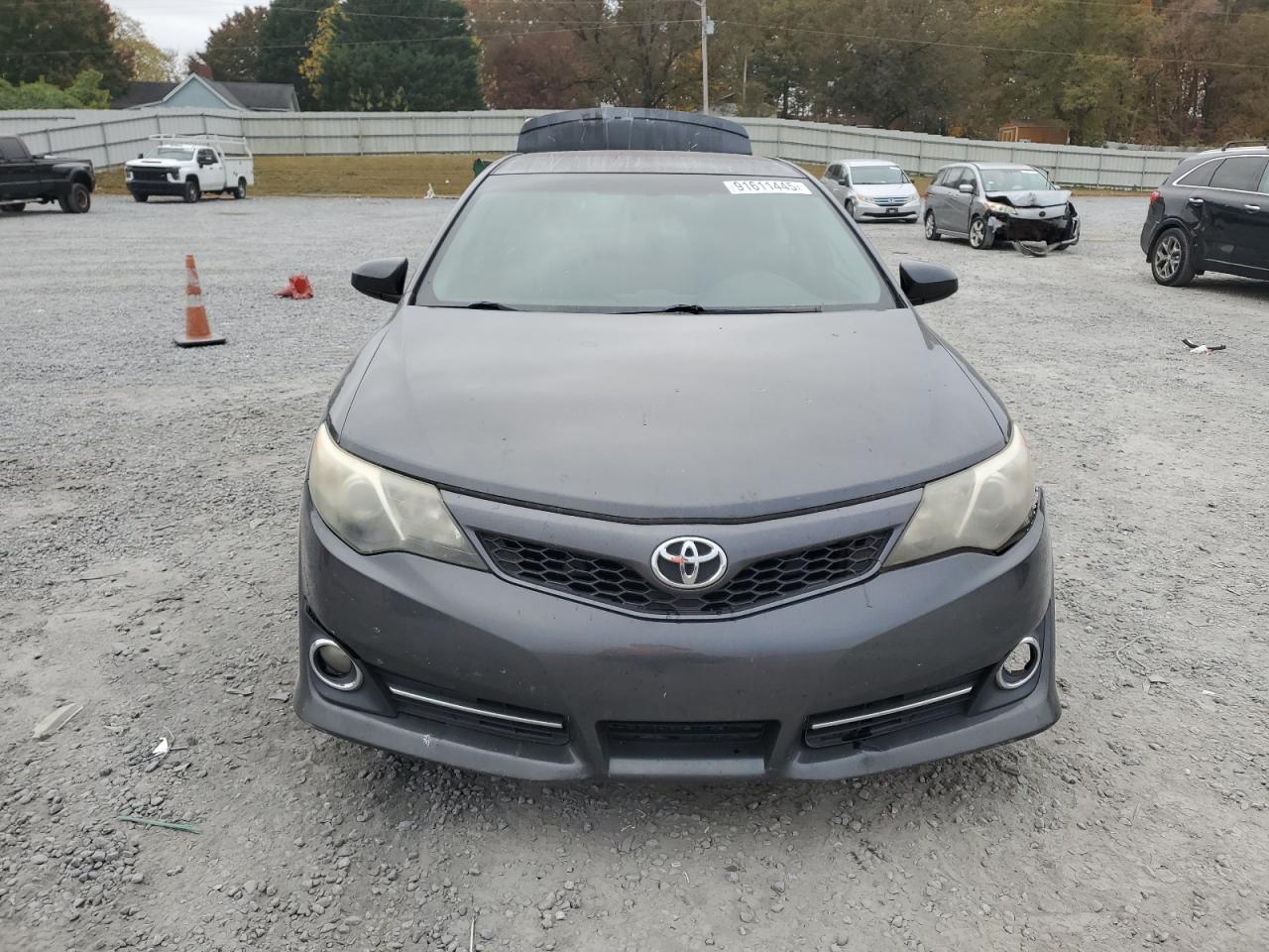TOYOTA CAMRY BASE