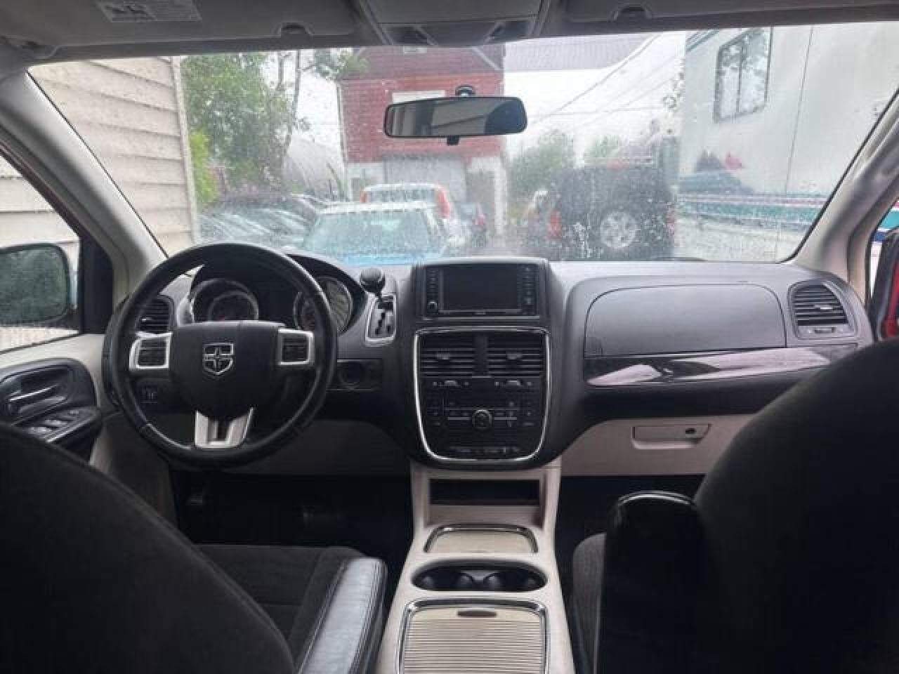 DODGE GRAND CARAVAN CREW