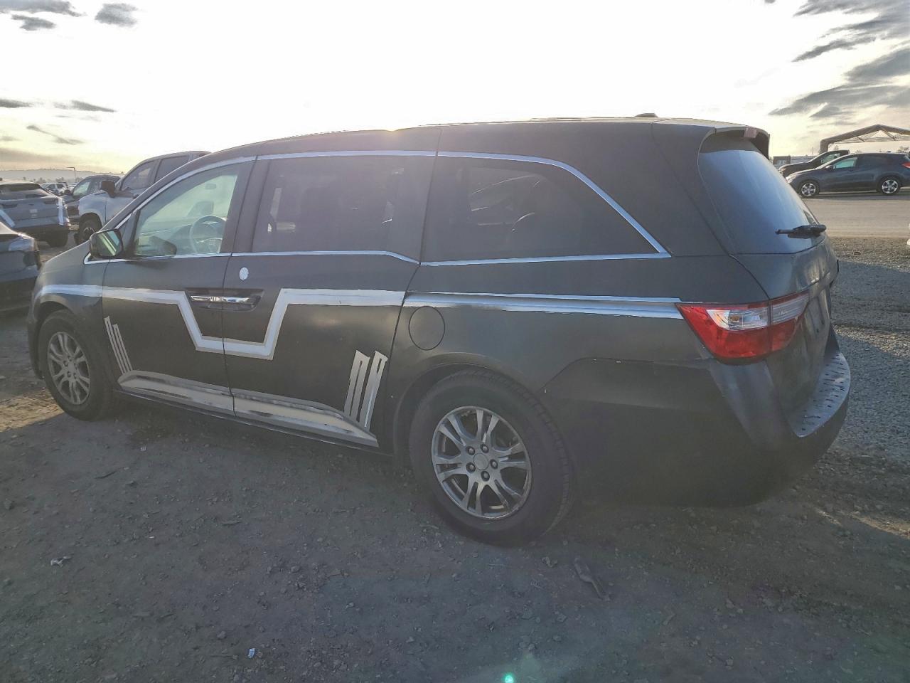 Lot #3301628634 2011 HONDA ODYSSEY EX