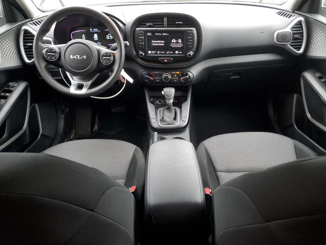 KIA SOUL LX