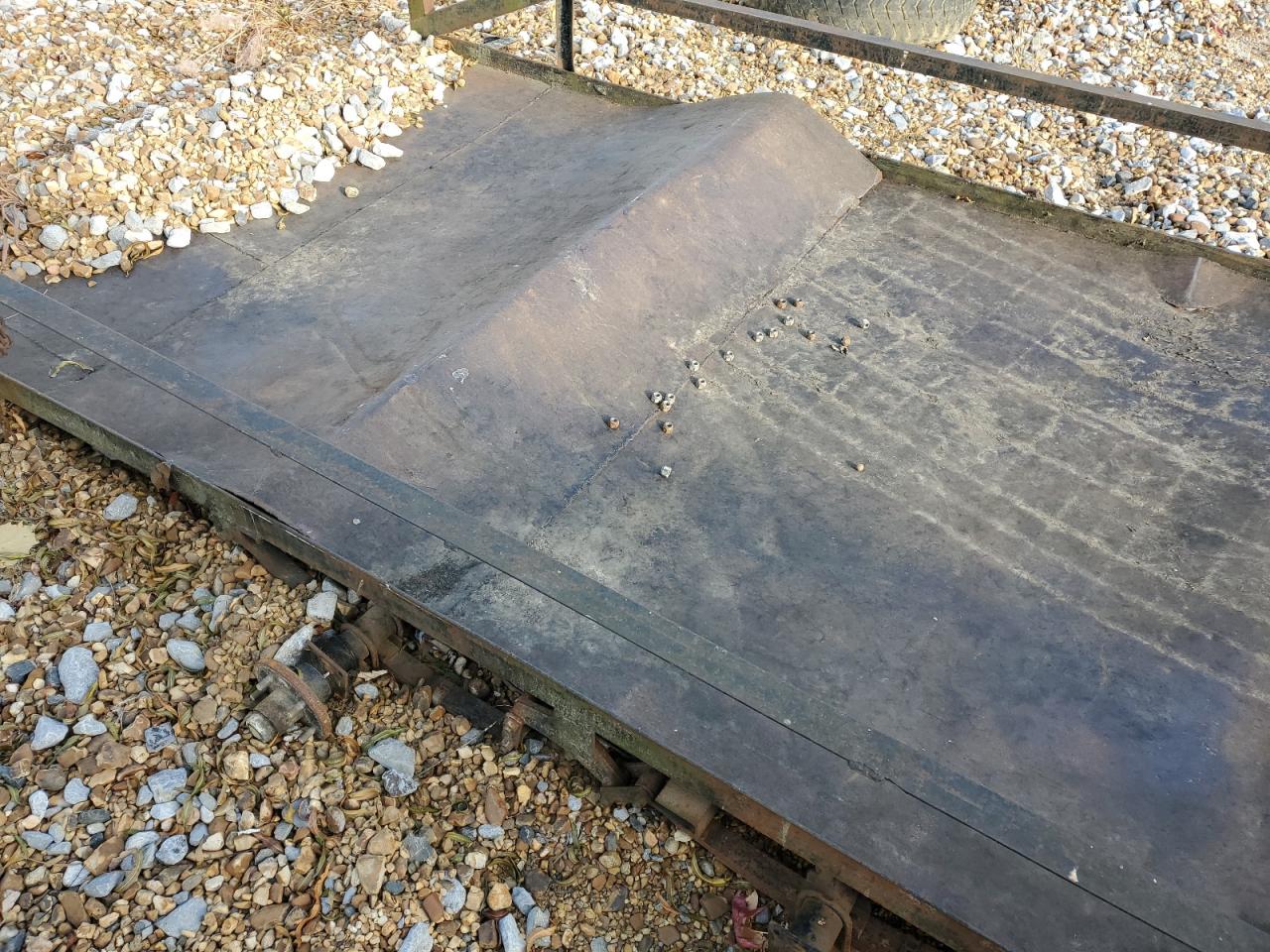 Lot #3305619716 2000 UTILITY TRAILER