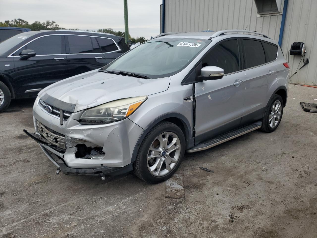 FORD ESCAPE TITANIUM