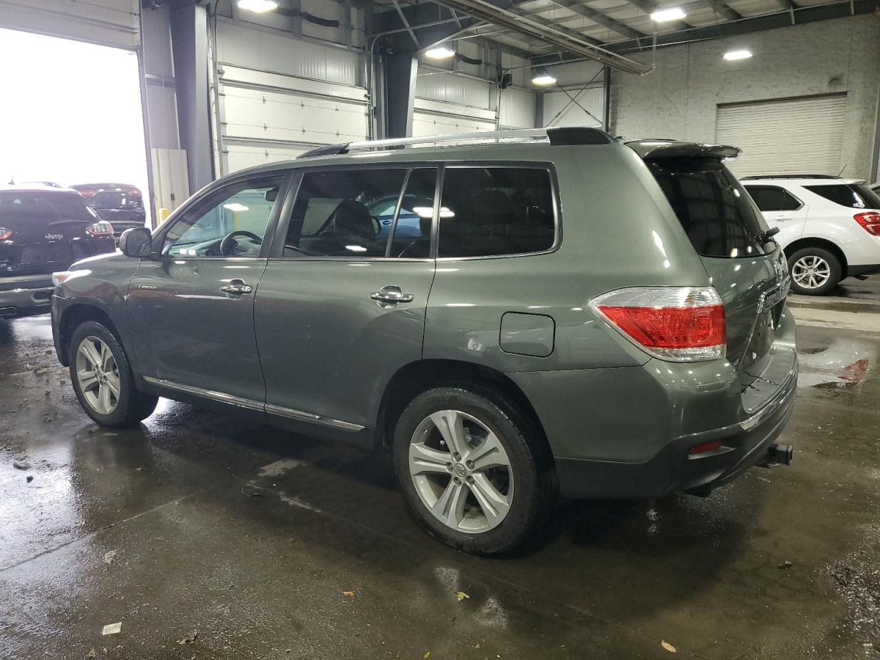 TOYOTA HIGHLANDER LIMITED