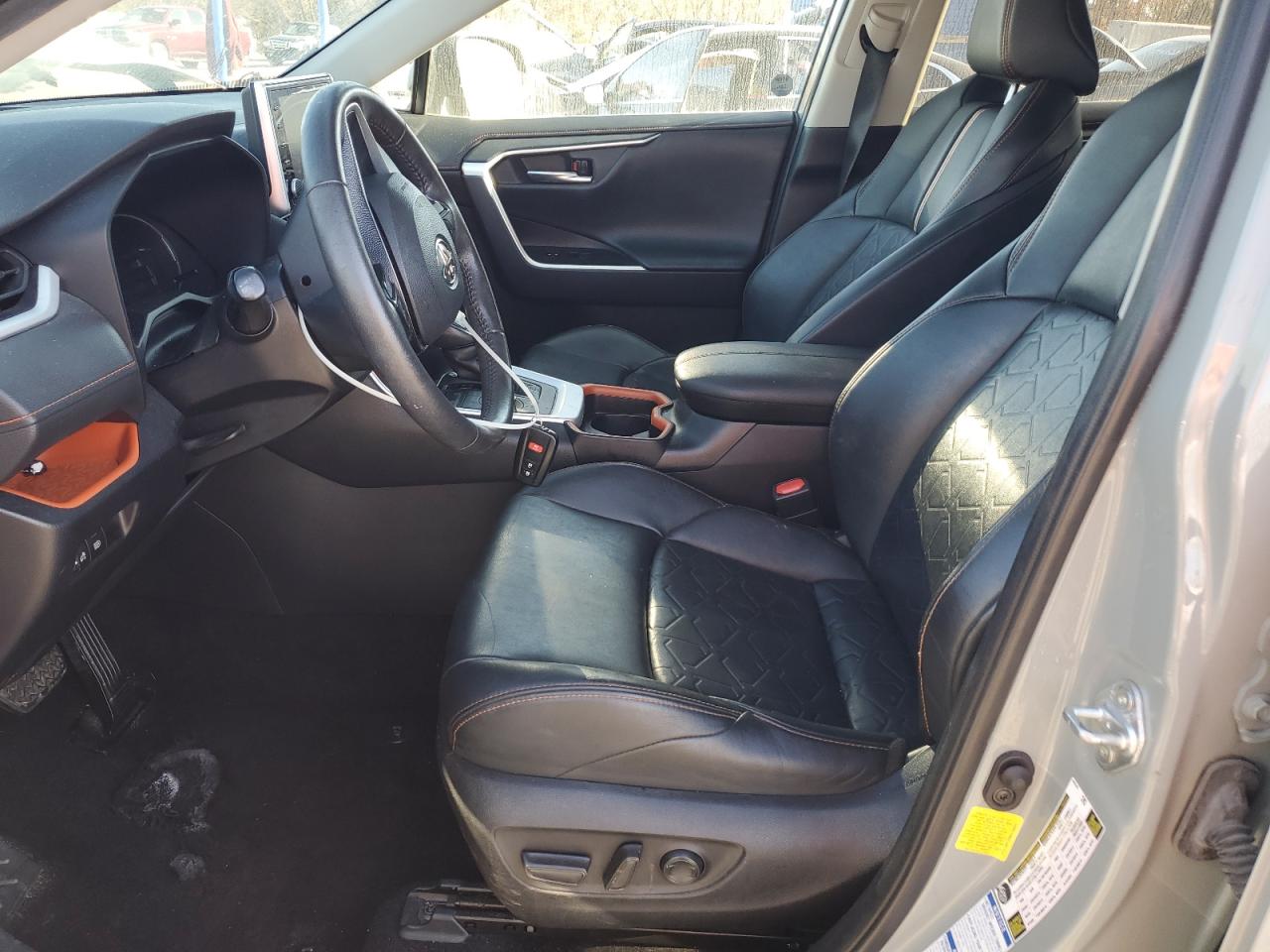 TOYOTA RAV4 ADVENTURE