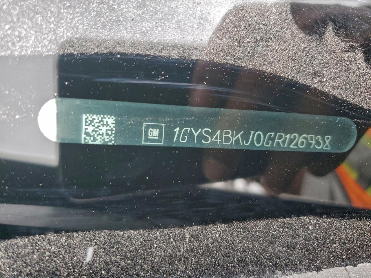 CADILLAC ESCALADE LUXURY