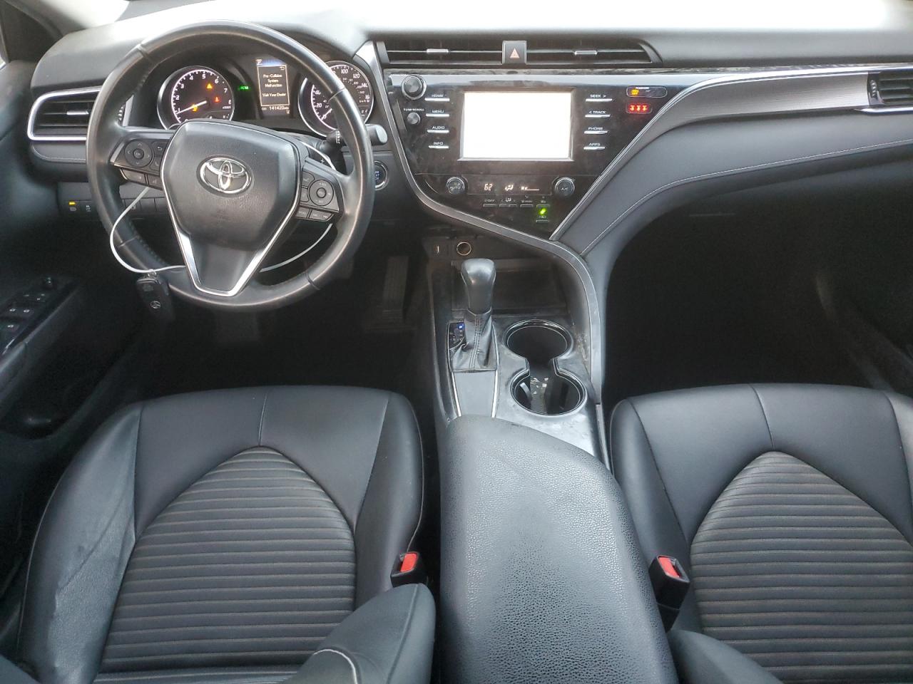 TOYOTA CAMRY L
