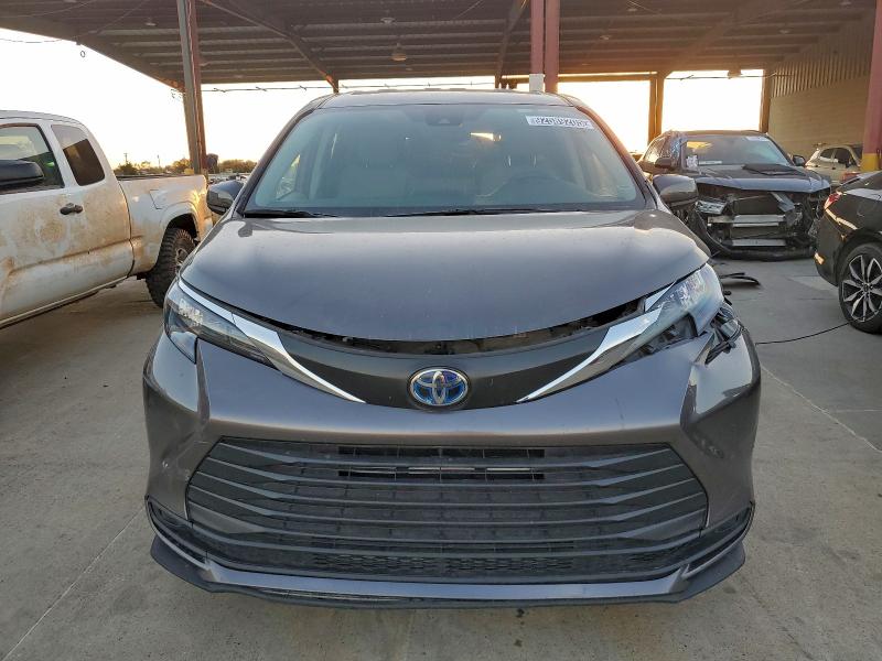 2024 TOYOTA SIENNA LE #3309445969