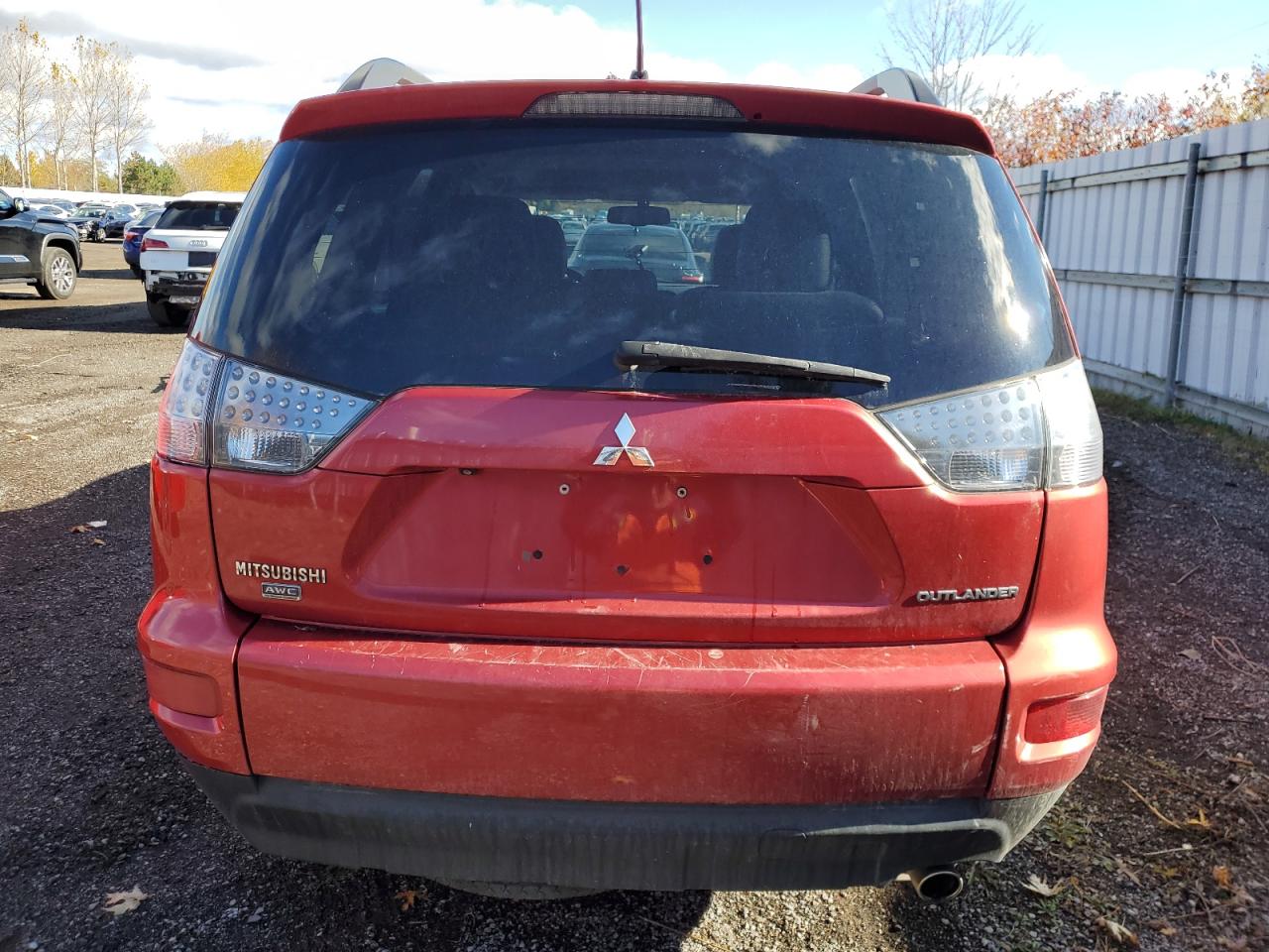 MITSUBISHI OUTLANDER ES