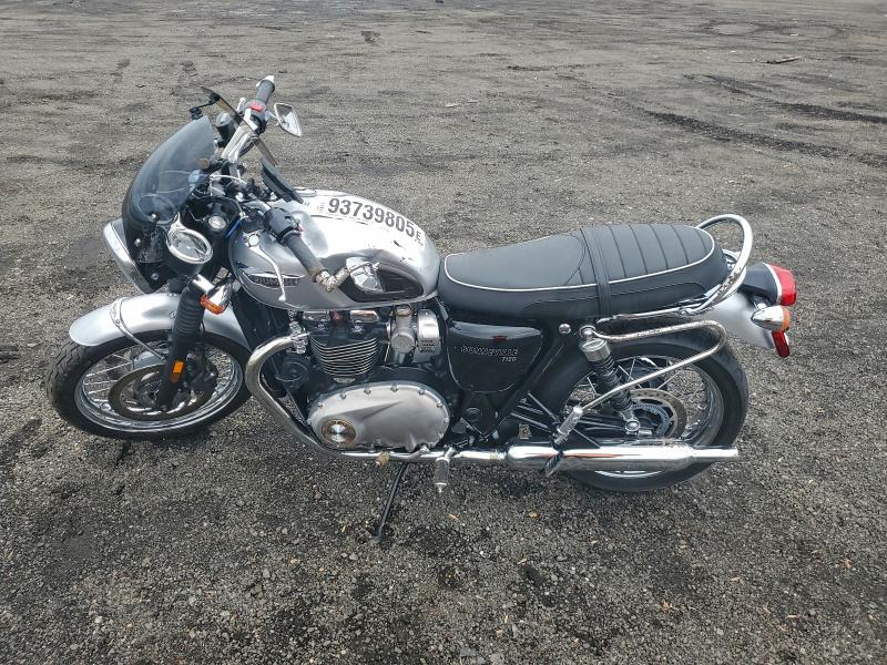 2018 TRIUMPH MOTORCYCLE BONNEVILLE T120 #3298032146