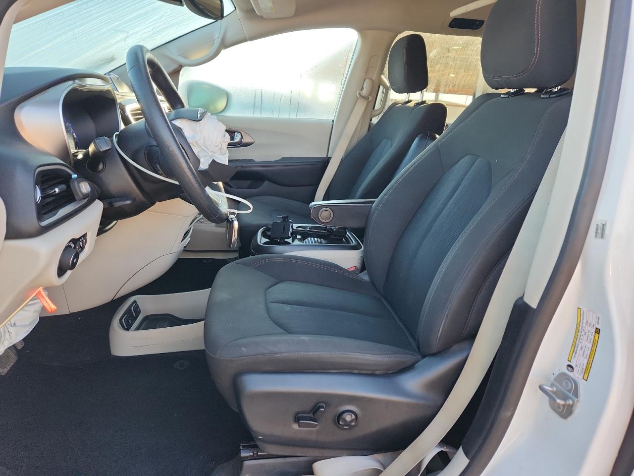 CHRYSLER PACIFICA TOURING