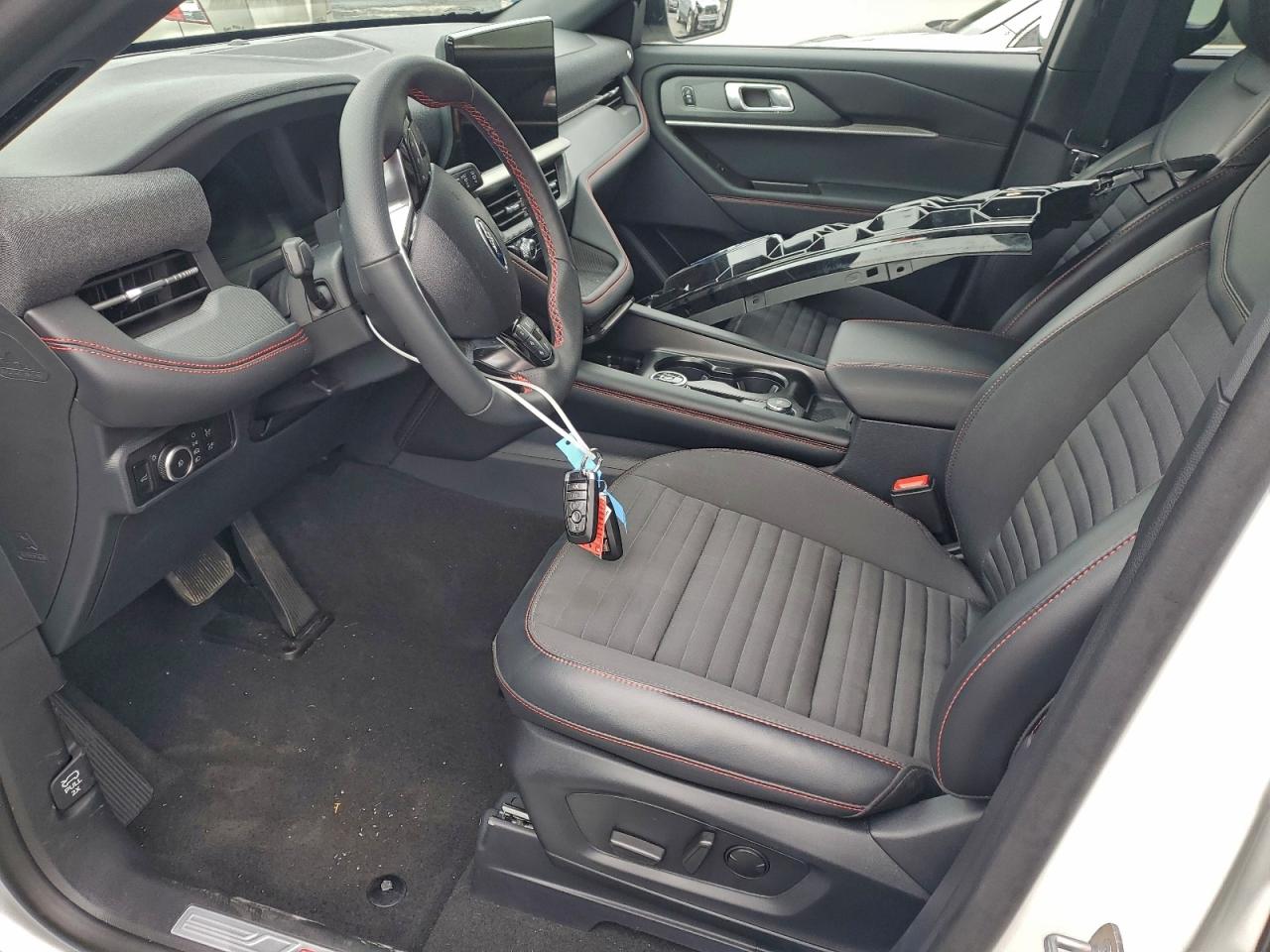 FORD EXPLORER ST-LINE